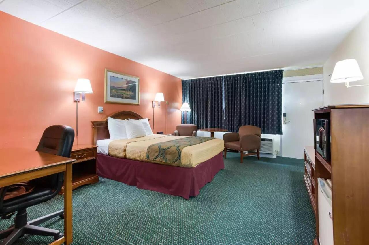 Royal Inn 克利尔菲尔德 外观 照片